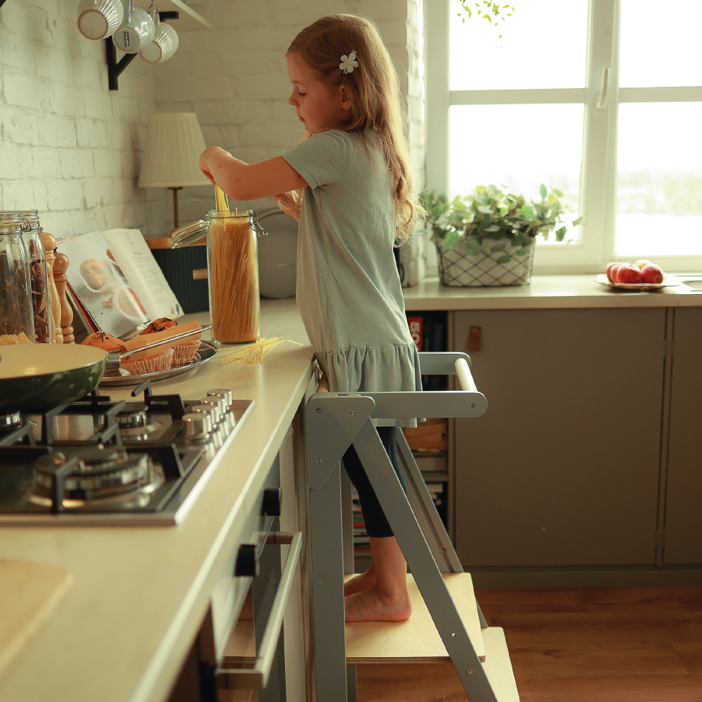 Foldable learning kitchen tower Black