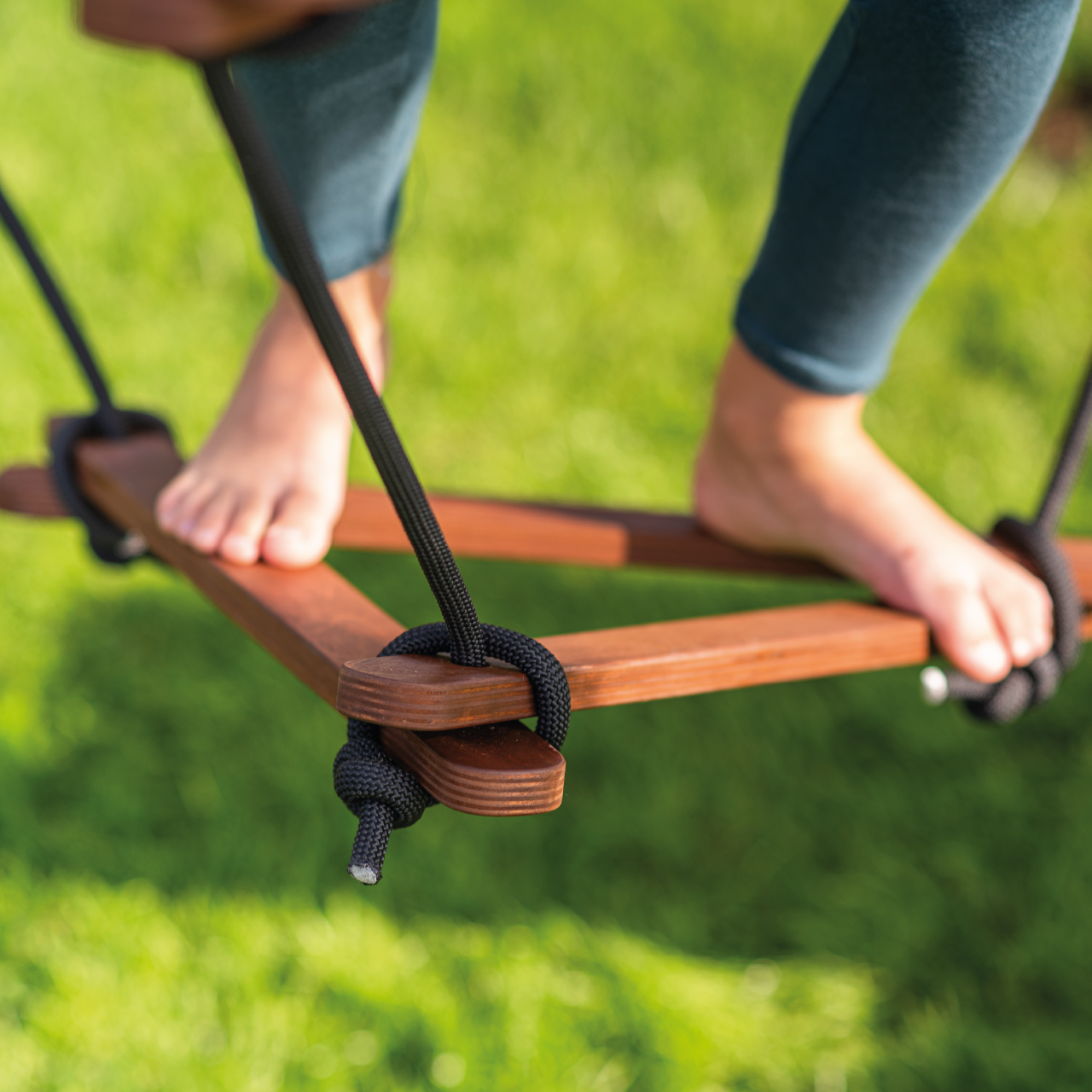 Rope ladder Triangle swing set medium brown